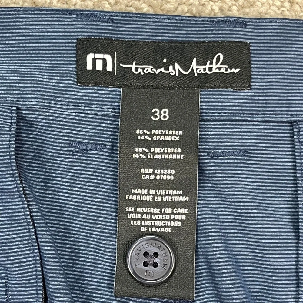 Travis Mathew Shorts Men 38 9 Navy Blue Micro Stripe Flat Front Performance Golf - Picture 5 of 8